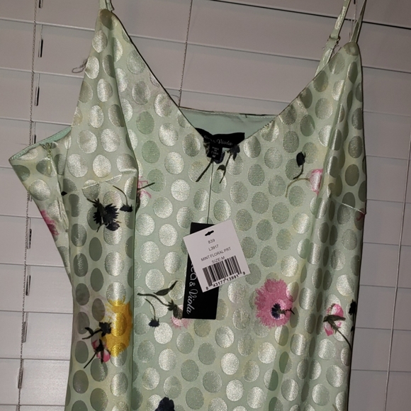 Lea&Viola Dress - Picture 2 of 8